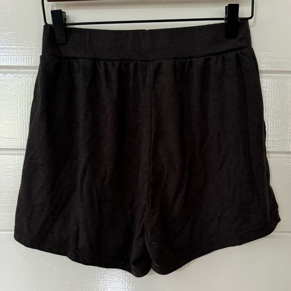 Cozy Earth women’s ultra-soft Jogger Bamboo Shorts, small - Picture 5 of 5